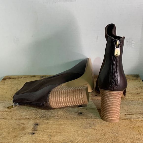 Adrienne Vittadini booties. brown leather Ratti Boots Heeled boots. - Picture 8 of 11